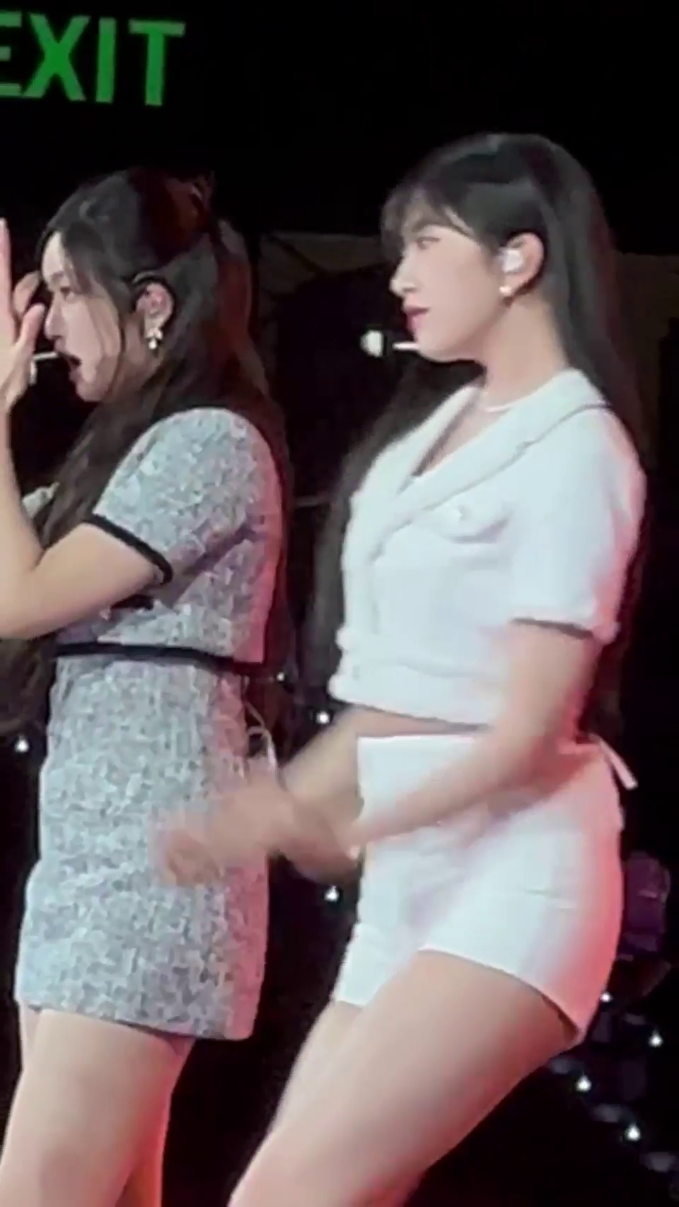 Ahn Yu-jin in Hot Pants on Stage After a Long Time - Image 1