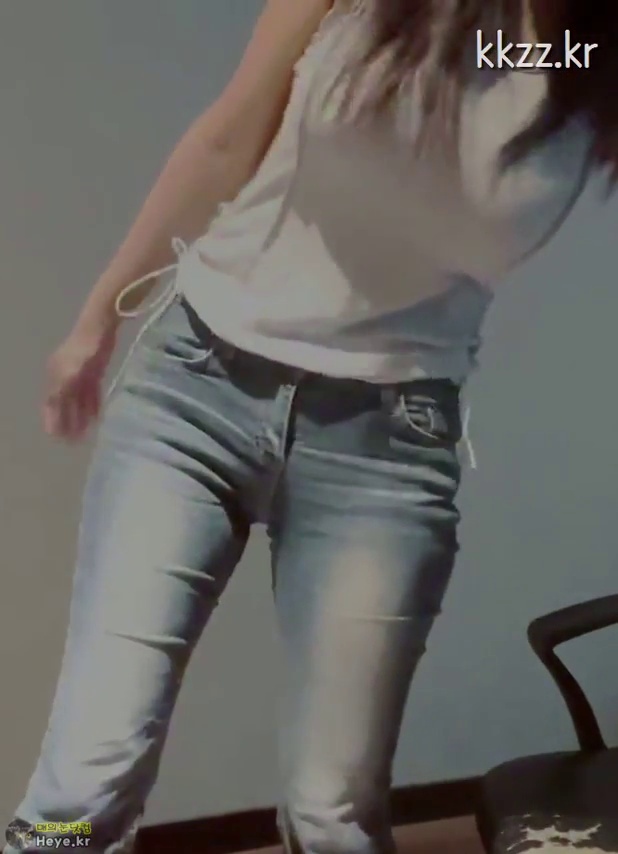 LIGHTSUM's Chowon Filling the Screen