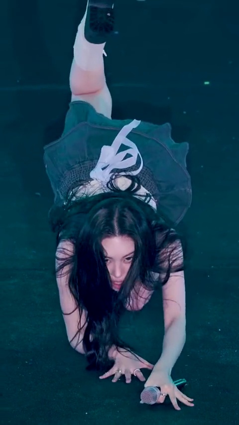 Sunmi's Scorpion Pose: Winning with Veteran Skill